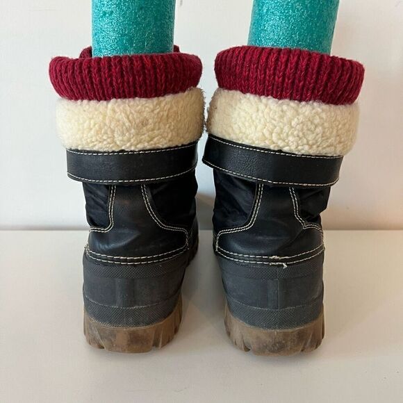 Storm by Cougar Creek Boots Womens Size 10 Black Red Faux Fur Winter Warm Lace U - Picture 3 of 7